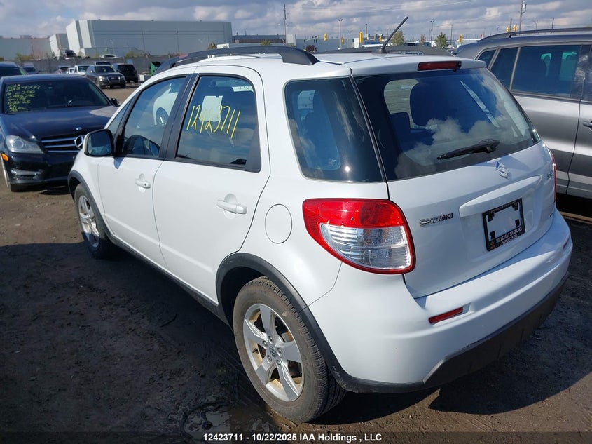 JS2YB5A29B6300863 2011 SUZUKI SX4 photo no. 3