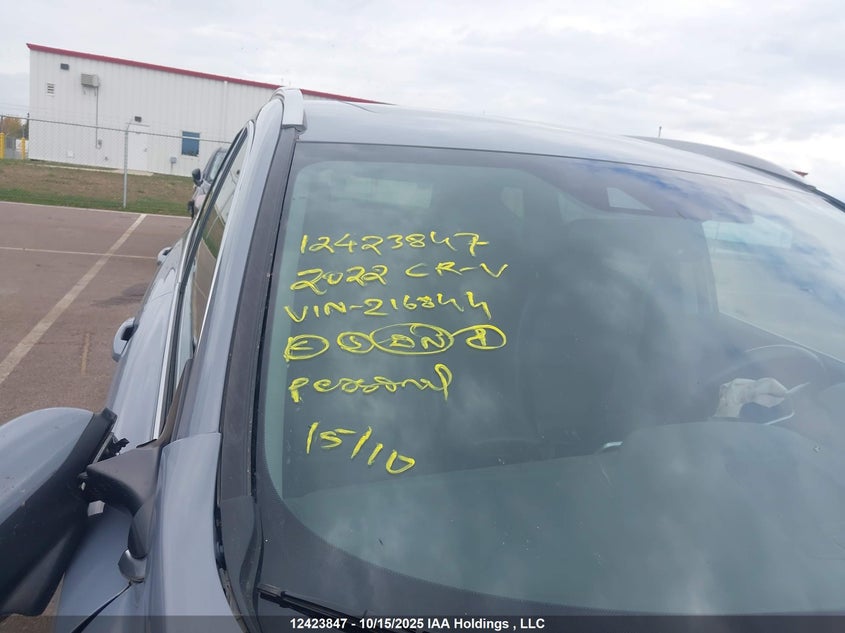 2022 Honda Cr-V Exl VIN: 2HKRW2H84NH216844 Lot: 12423847