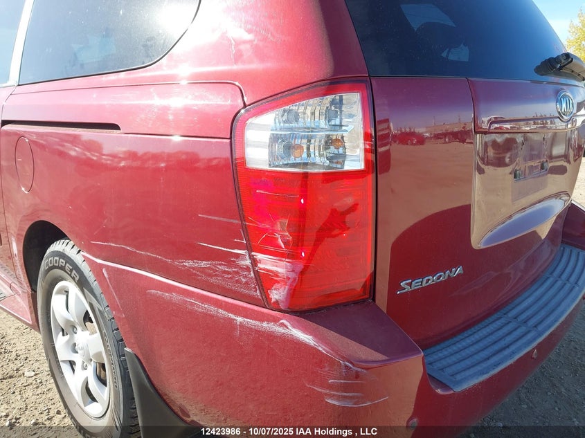 2008 Kia Sedona Ex VIN: KNDMB233686235198 Lot: 12423986