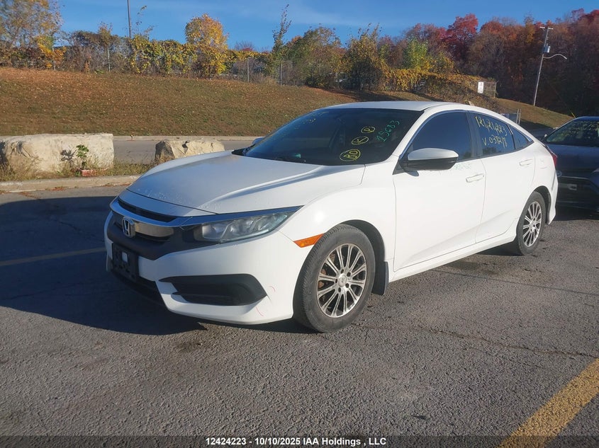 2017 Honda Civic, Удар ззаду, IAAI, VIN 2HGFC2F55HH038218 — фото 2
