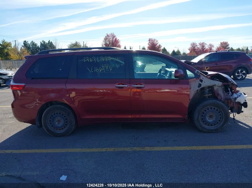 2017 Toyota Sienna Xle 7 Passenger VIN: 5TDDZ3DC5HS164284 Lot: 12424228