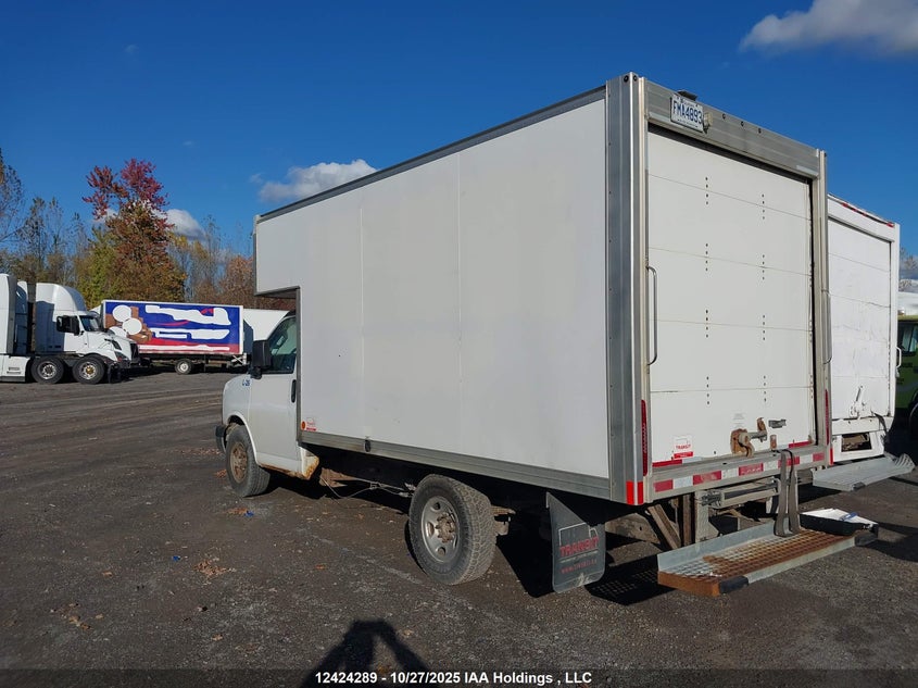 1GD07RFF2G1333926 2016 GMC SAVANA photo no. 3