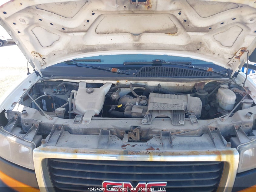 2016 GMC Savana Cutaway VIN: 1GD07RFF2G1333926 Lot: 12424289