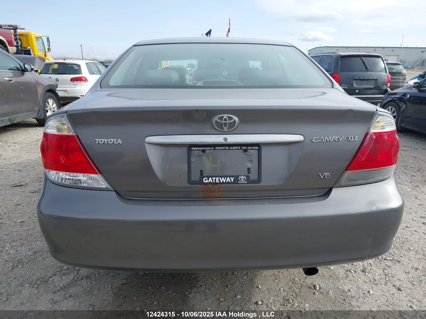 4T1BF30K75U602786 2005 TOYOTA CAMRY photo no. 16