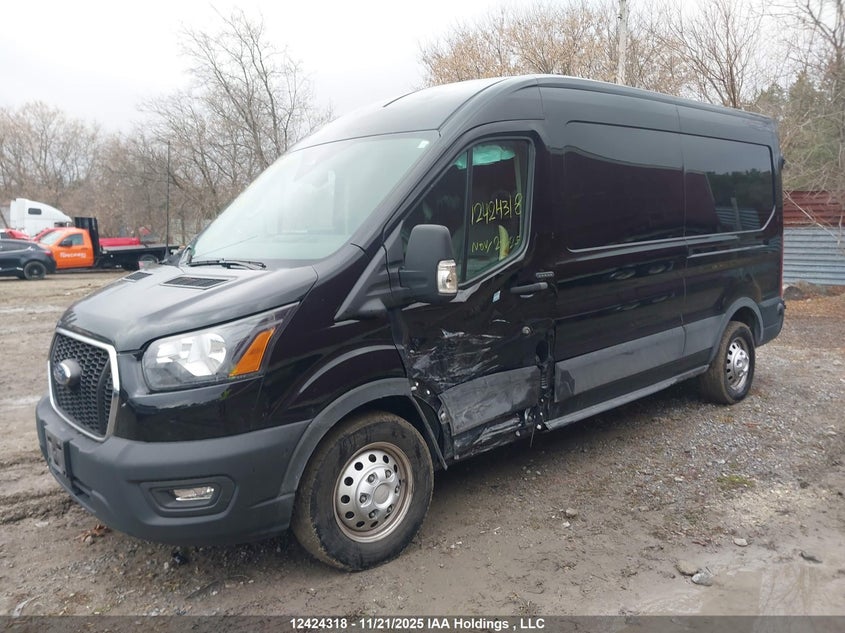1FTYE2C83PKB86813 2023 FORD  photo no. 2