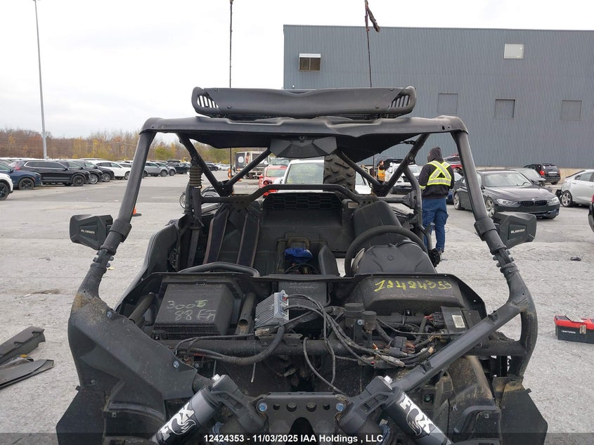 2022 Yamaha Yxz1000 VIN: 5Y4AN29W0NA300588 Lot: 12424353