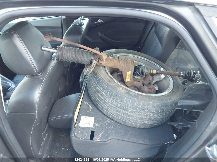 2014 Ford Focus Titanium VIN: 1FADP3N21EL314924 Lot: 12424355