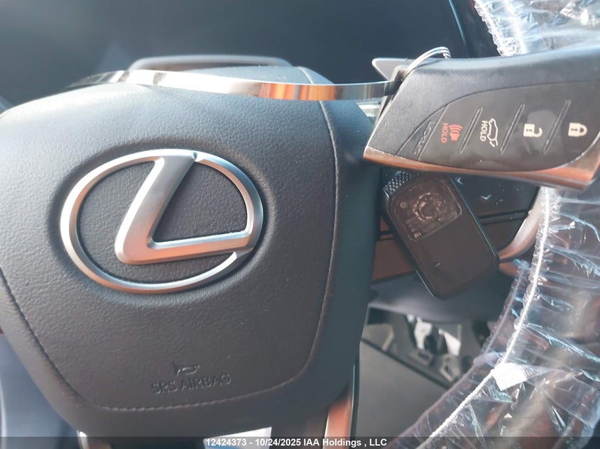 2T2BBMCA8PC019101 2023 LEXUS RX photo no. 11