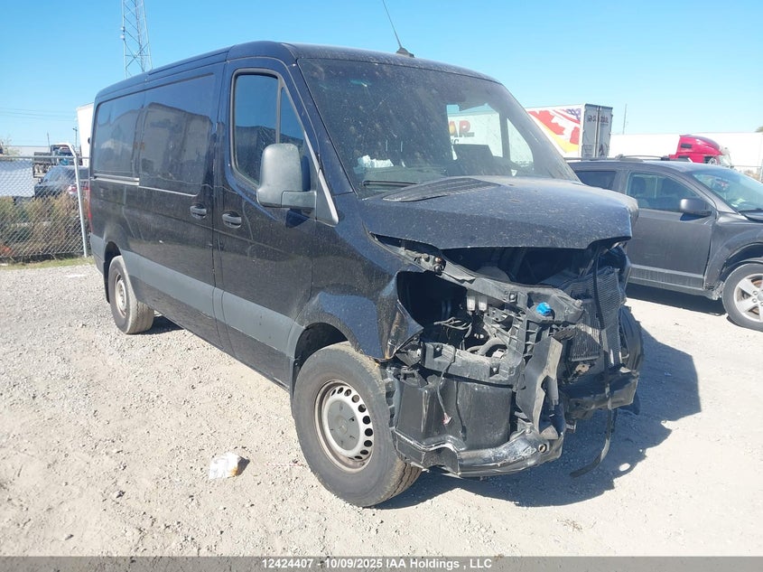 MERCEDES-BENZ SPRINTER STANDARD ROOF V6