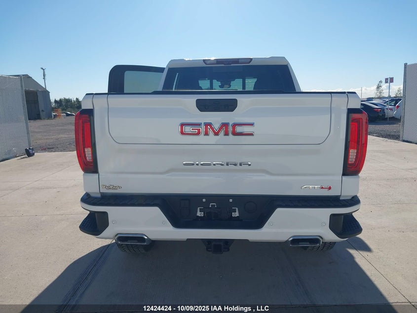 3GTUUEE88SG348760 2025 GMC SIERRA photo no. 16