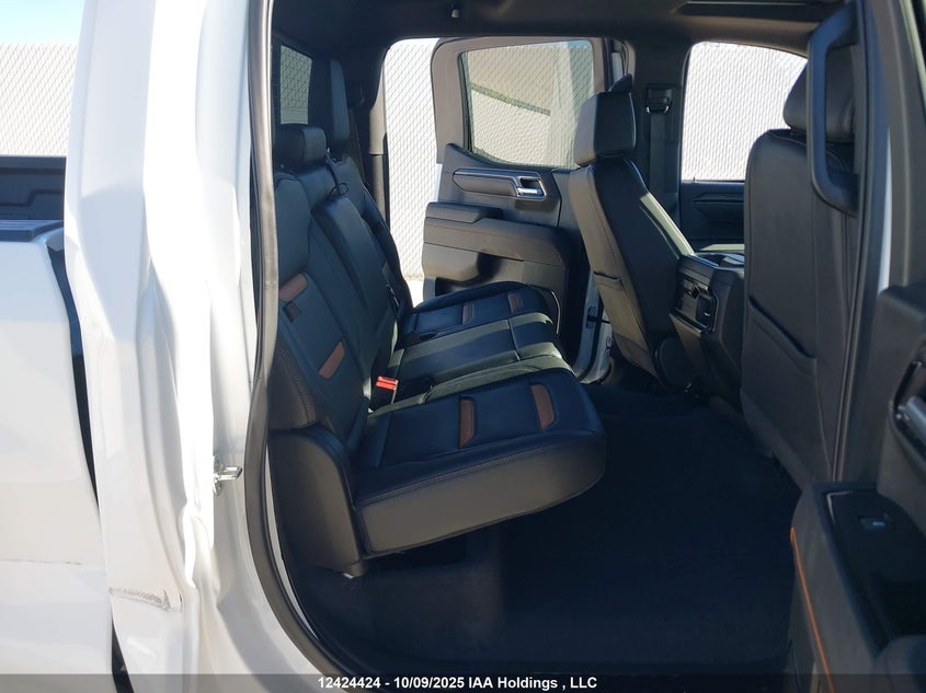 3GTUUEE88SG348760 2025 GMC SIERRA photo no. 8