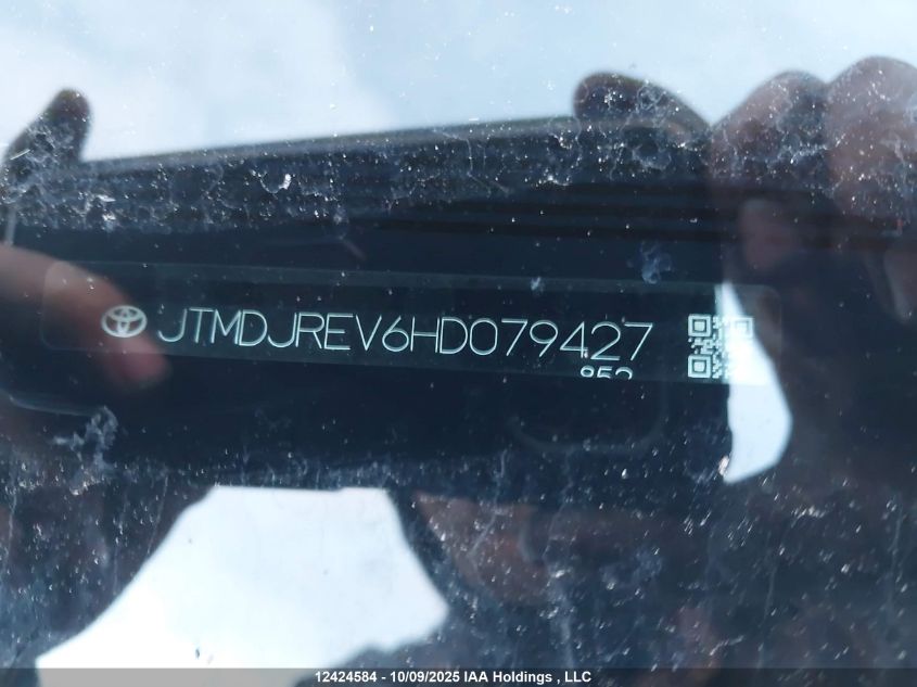 2017 Toyota Rav4 Hybrid Limited VIN: JTMDJREV6HD079427 Lot: 12424584