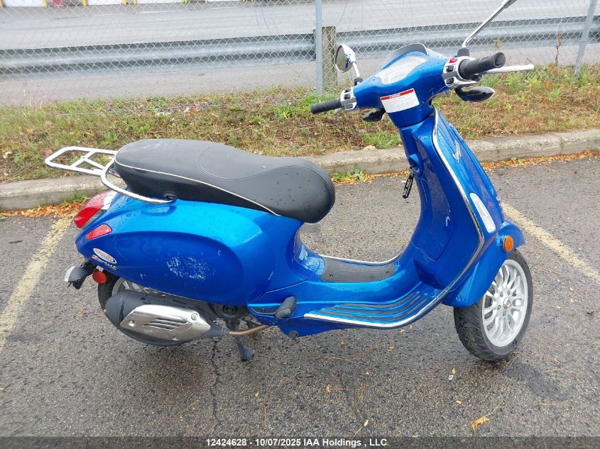 2015 Vespa Primavera 50 4V Ie VIN: ZAPC536B7F5200375 Lot: 12424628