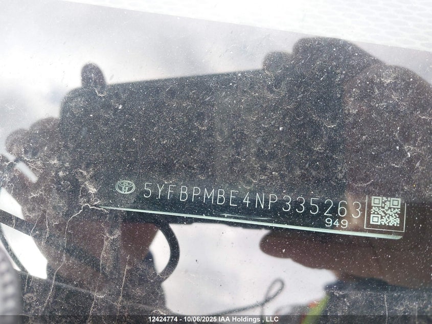 5YFBPMBE4NP335263 2022 TOYOTA COROLLA photo no. 9