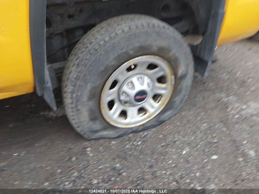 2015 GMC Sierra C2500 Heavy Duty VIN: 1GT21XEG9FZ119898 Lot: 12424821