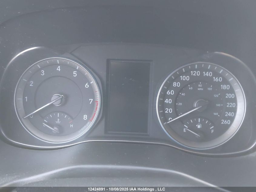 2022 Hyundai Kona Essential VIN: KM8K12AB4NU761031 Lot: 12424891