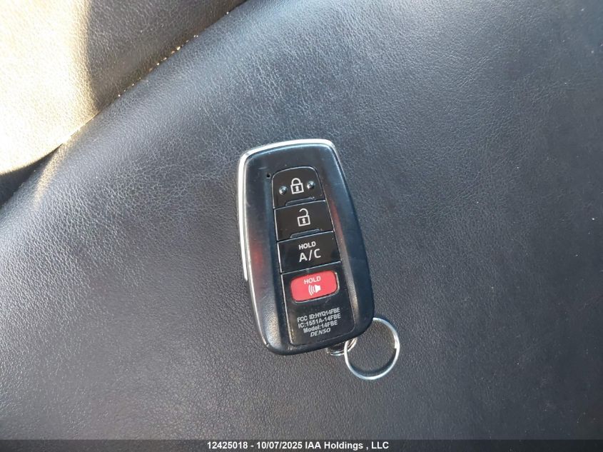 2018 Toyota Prius Prime Upgrade VIN: JTDKARFP8J3096460 Lot: 12425018