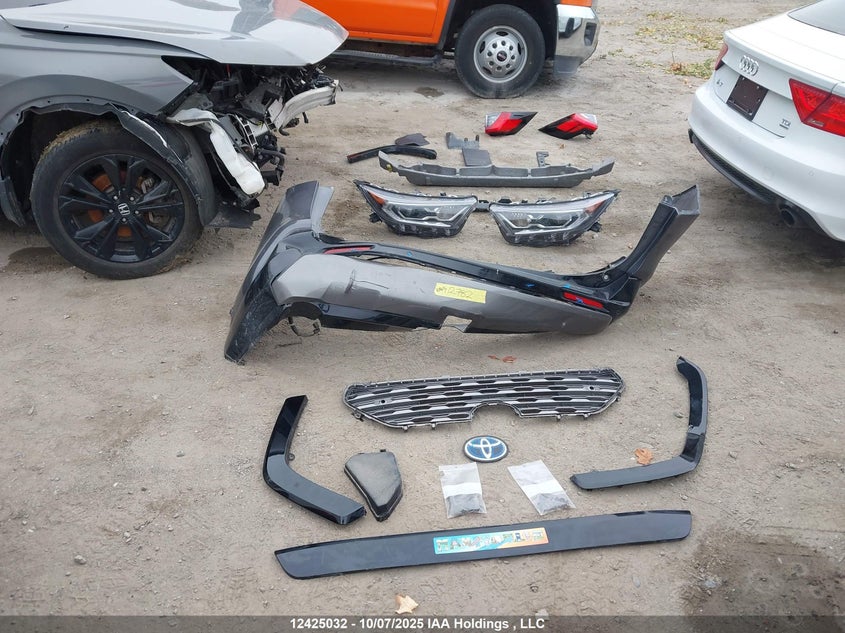 2021 Toyota Rav4 Hybrid Xse VIN: 2T3RWRFV4MW124173 Lot: 12425032