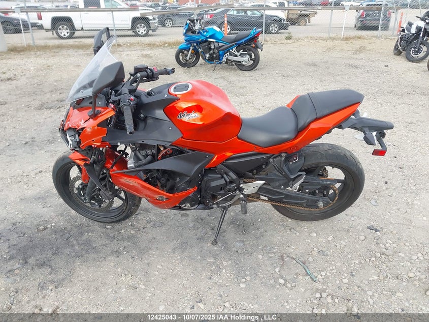 JKAEXEK11HDA00336 2017 KAWASAKI NINJA photo no. 13