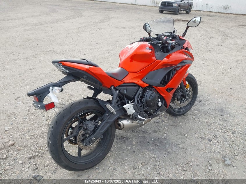 JKAEXEK11HDA00336 2017 KAWASAKI NINJA photo no. 4