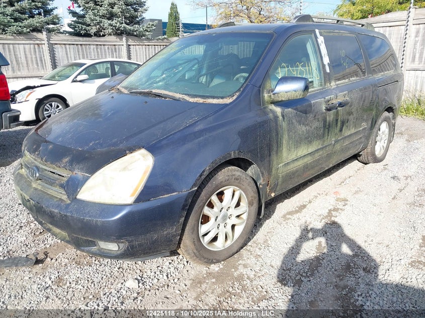 KNDMB233466017547 2017 KIA SEDONA photo no. 2