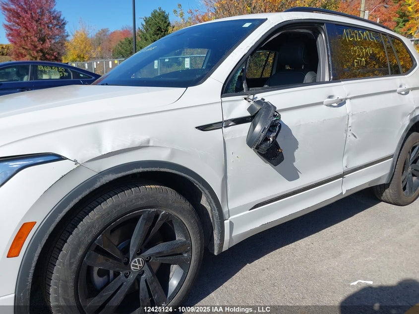 2023 Volkswagen Tiguan Se R-Line Black VIN: 3VV8B7AX7PM093710 Lot: 12425124