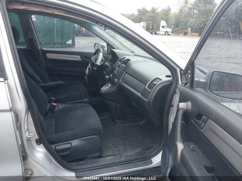 5J6RE4H53BL803204 2011 HONDA CR-V photo no. 5