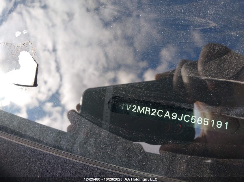 2018 Volkswagen Atlas 3.6 Fsi Highline VIN: 1V2MR2CA9JC565191 Lot: 12425480