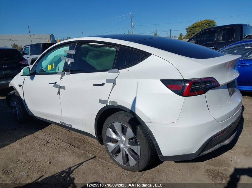 2023 Tesla Model Y Long Range VIN: LRWYGDEEXPC029084 Lot: 12425518