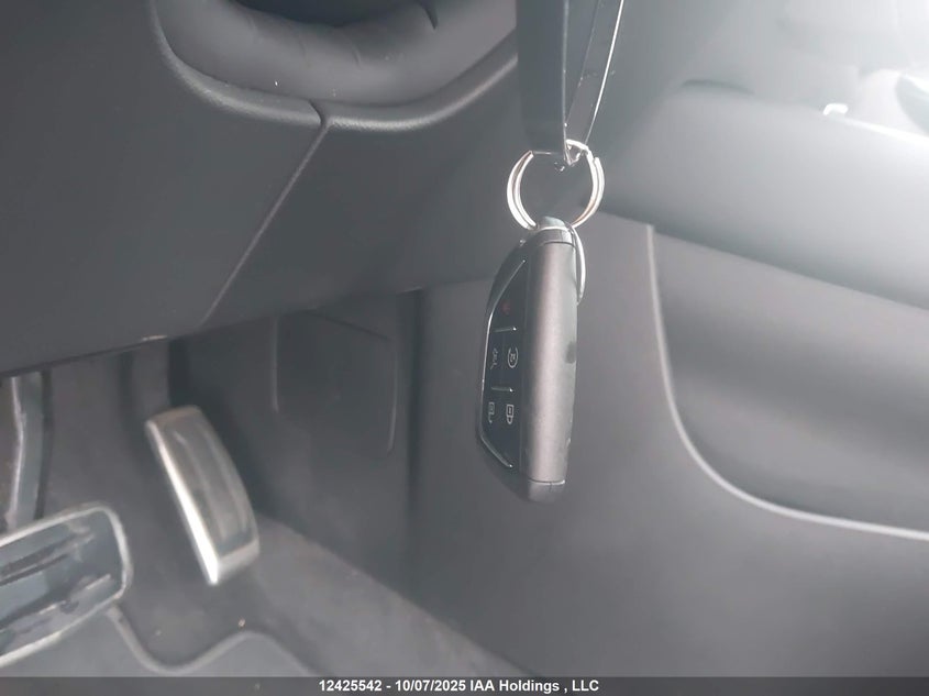 2025 Cadillac Xt4 Sport VIN: 1GYFZFR46SF120260 Lot: 12425542