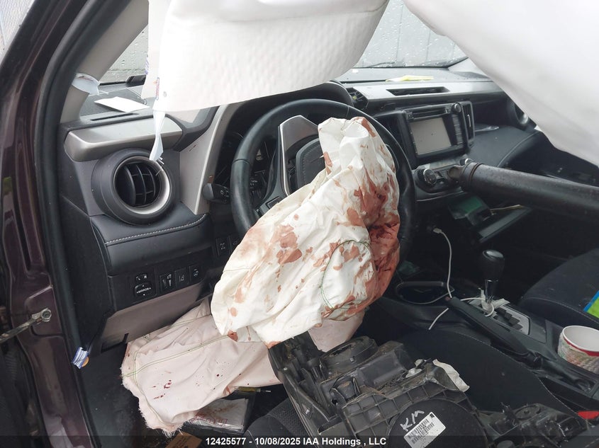 2T3RFREV9JW777854 2018 TOYOTA RAV 4 photo no. 14