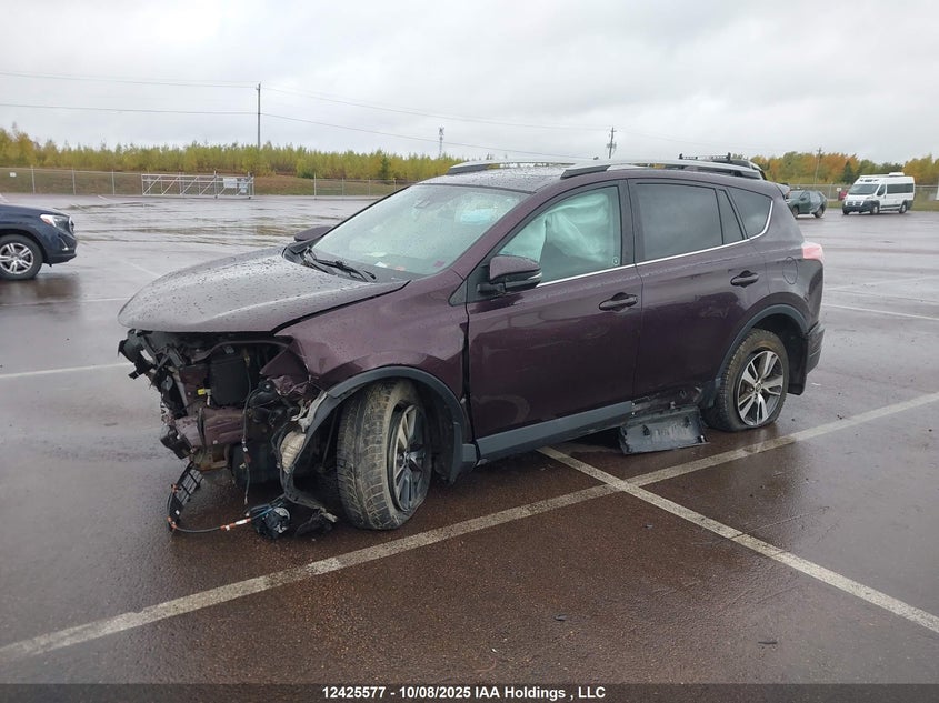 2T3RFREV9JW777854 2018 TOYOTA RAV 4 photo no. 2