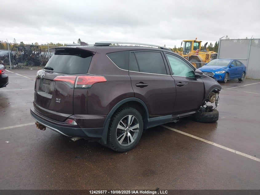 2T3RFREV9JW777854 2018 TOYOTA RAV 4 photo no. 4