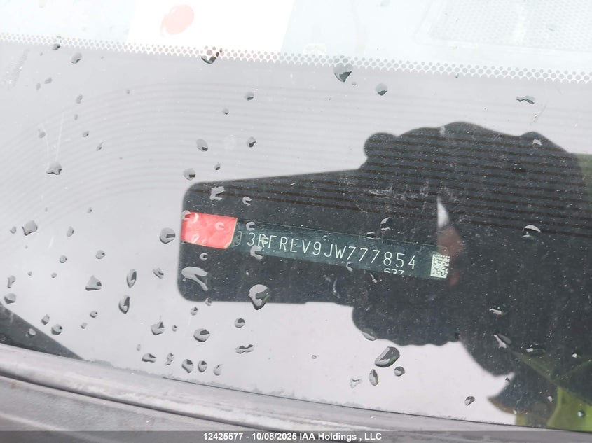 2T3RFREV9JW777854 2018 TOYOTA RAV 4 photo no. 9
