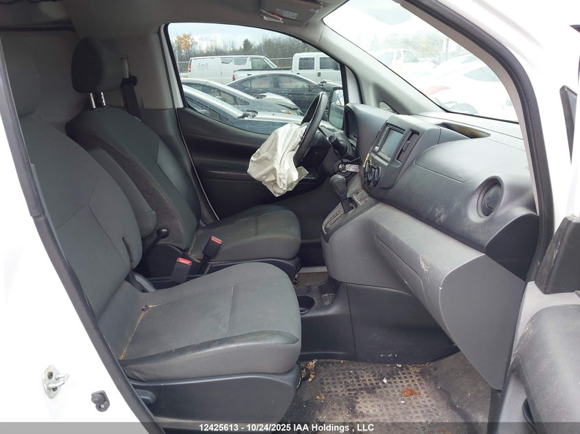 3N6CM0KN6LK692916 2020 NISSAN NV200 photo no. 5