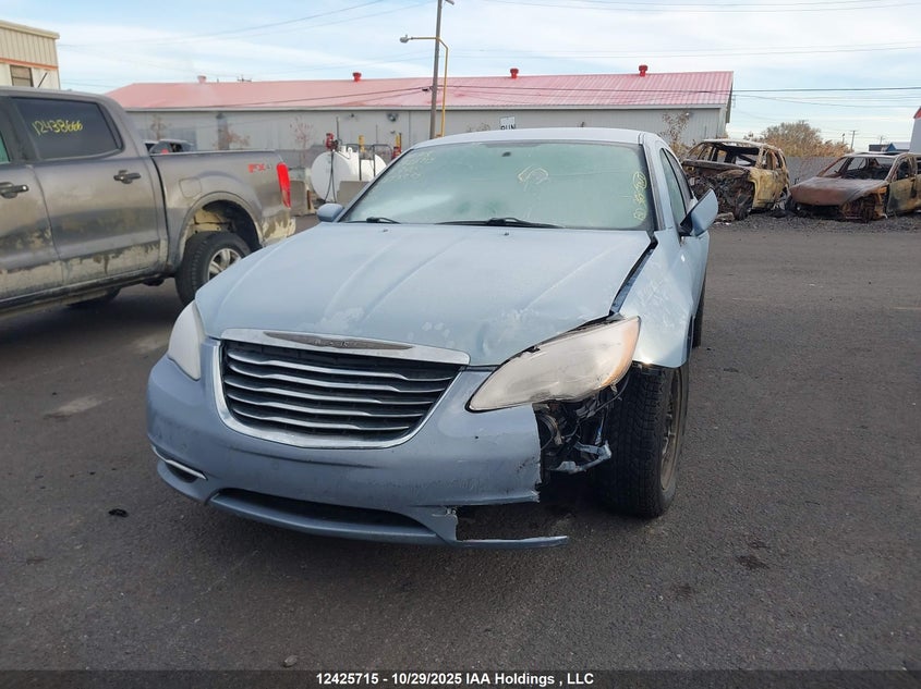 2013 Chrysler 200 VIN: 1C3CCBAB7DN623225 Lot: 12425715