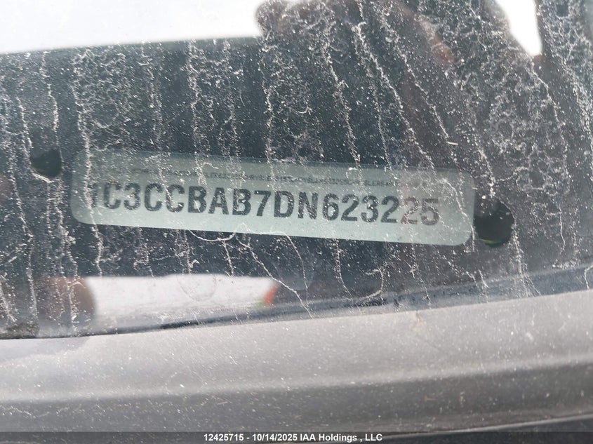 2013 Chrysler 200 VIN: 1C3CCBAB7DN623225 Lot: 12425715