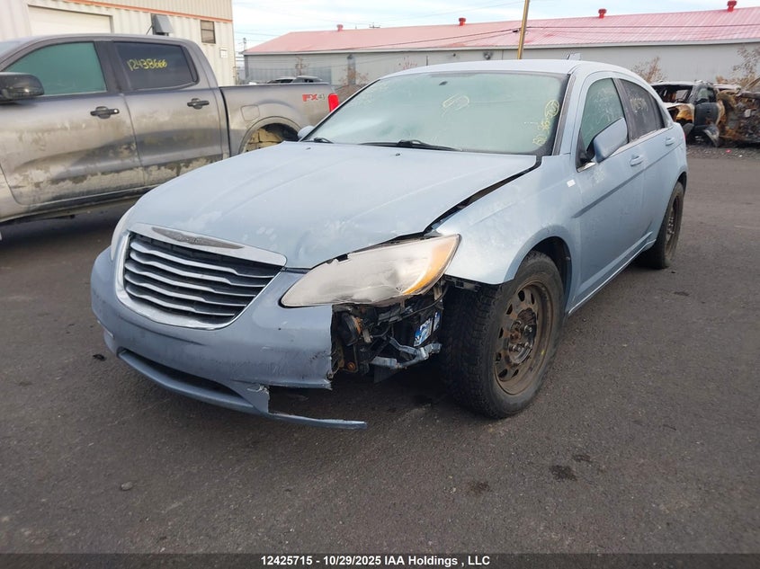 2013 Chrysler 200 VIN: 1C3CCBAB7DN623225 Lot: 12425715