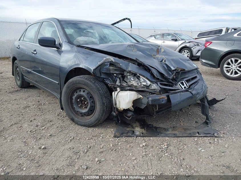 1HGCM56453A818204 2003 HONDA ACCORD photo no. 4