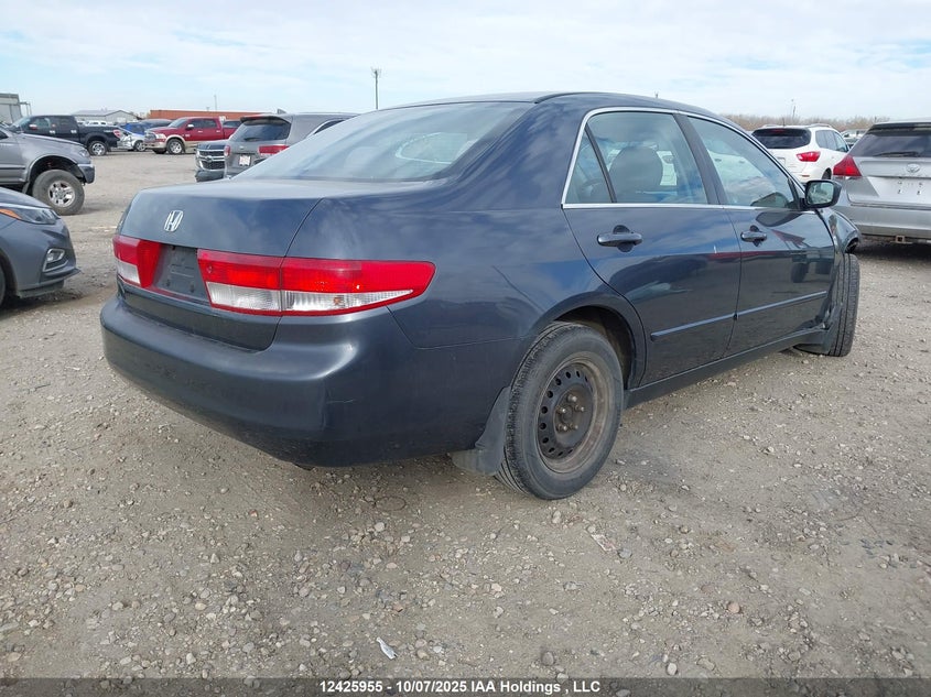 1HGCM56453A818204 2003 HONDA ACCORD photo no. 4