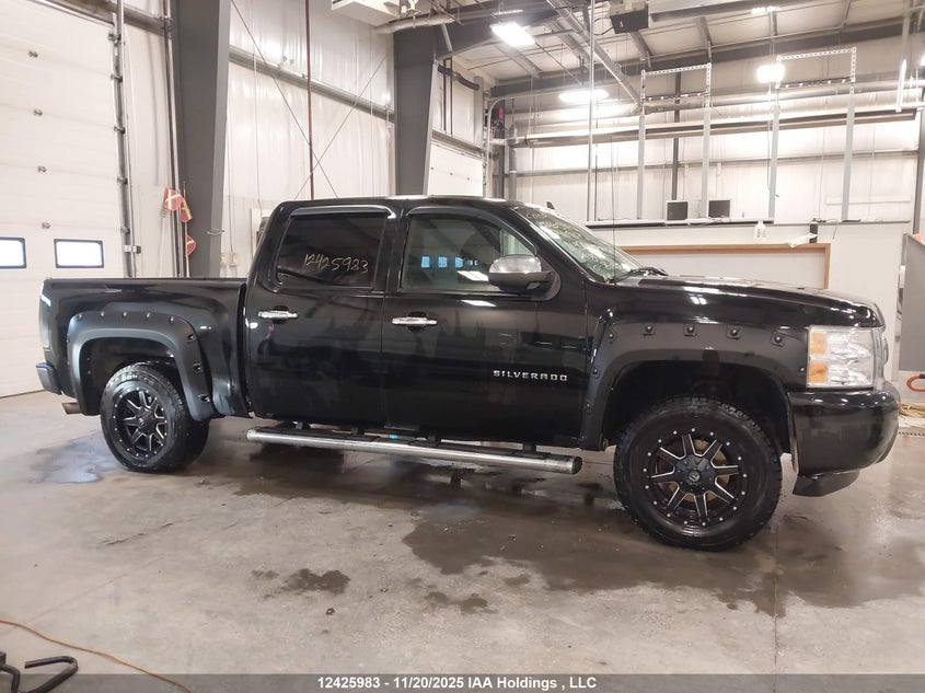 2011 Chevrolet Silverado 1500 Lt VIN: 3GCPKSE32BG409073 Lot: 12425983