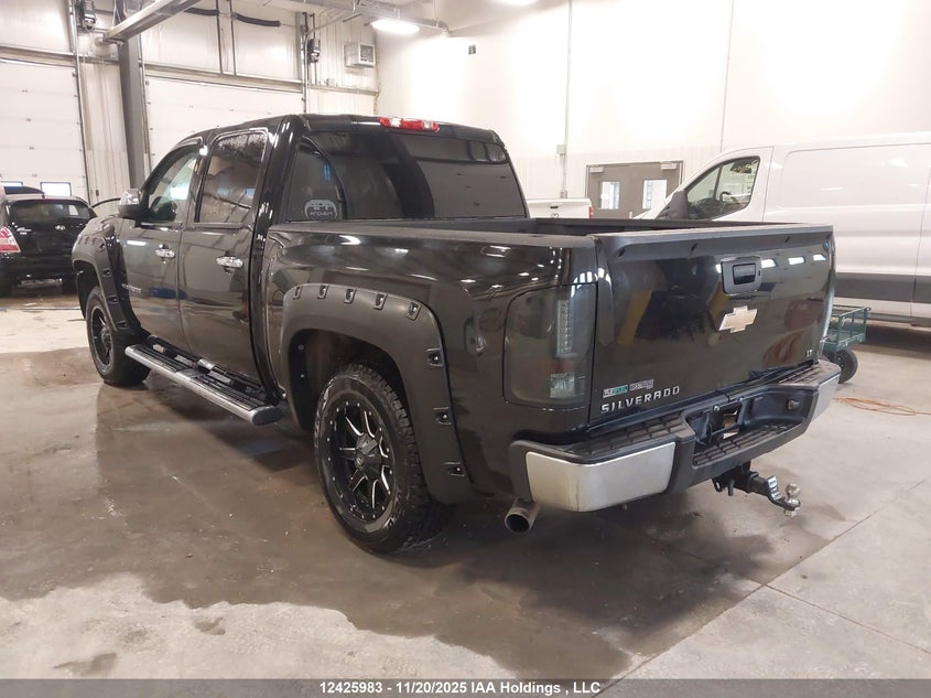 3GCPKSE32BG409073 2011 CHEVROLET SILVERADO photo no. 3