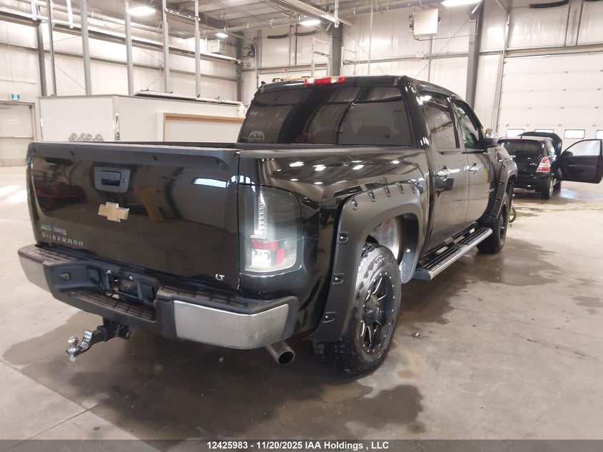 3GCPKSE32BG409073 2011 CHEVROLET SILVERADO photo no. 4