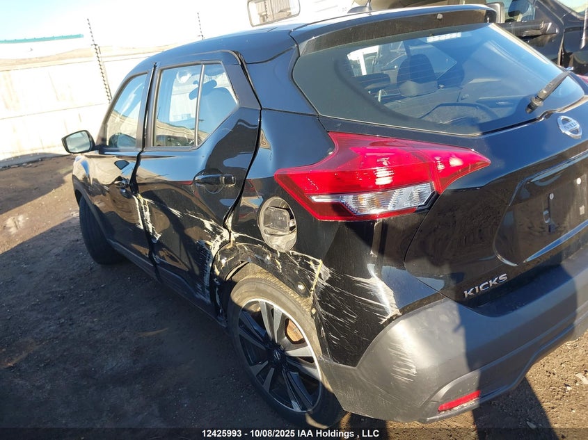 2018 Nissan Kicks S/Sr/Sv VIN: 3N1CP5CU0JL497823 Lot: 12425993