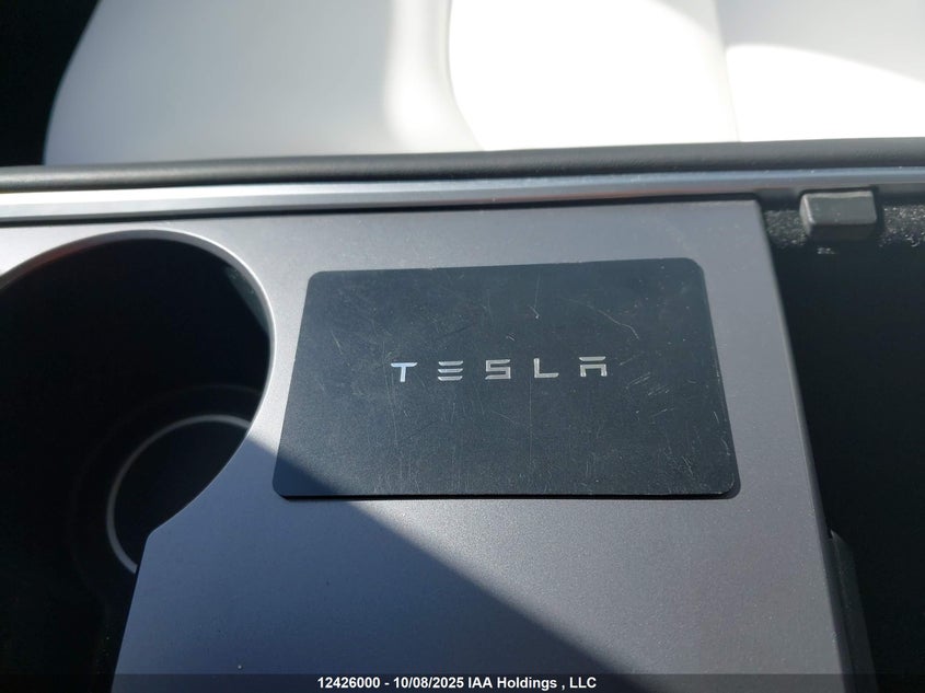 2021 Tesla Model Y Long Range VIN: 5YJYGDEE2MF298620 Lot: 12426000