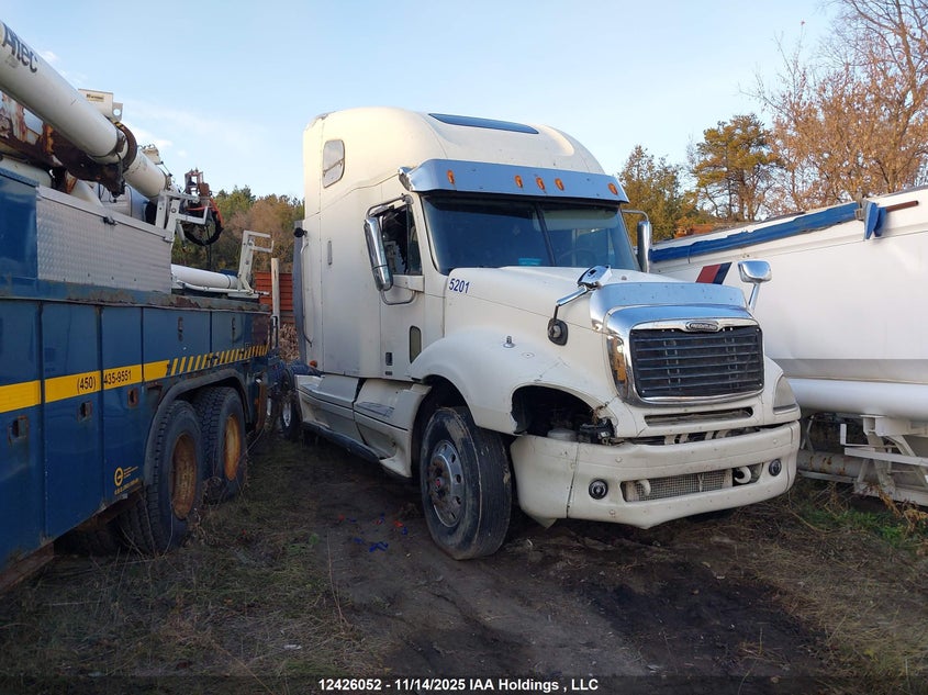 1FUJA6CV67LW85201 2007 Freightliner Conventional Columbia auction photo 1