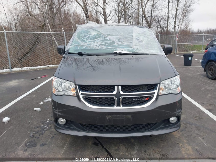 2017 Dodge Grand Caravan Crew VIN: 2C4RDGDG5HR869903 Lot: 12426059