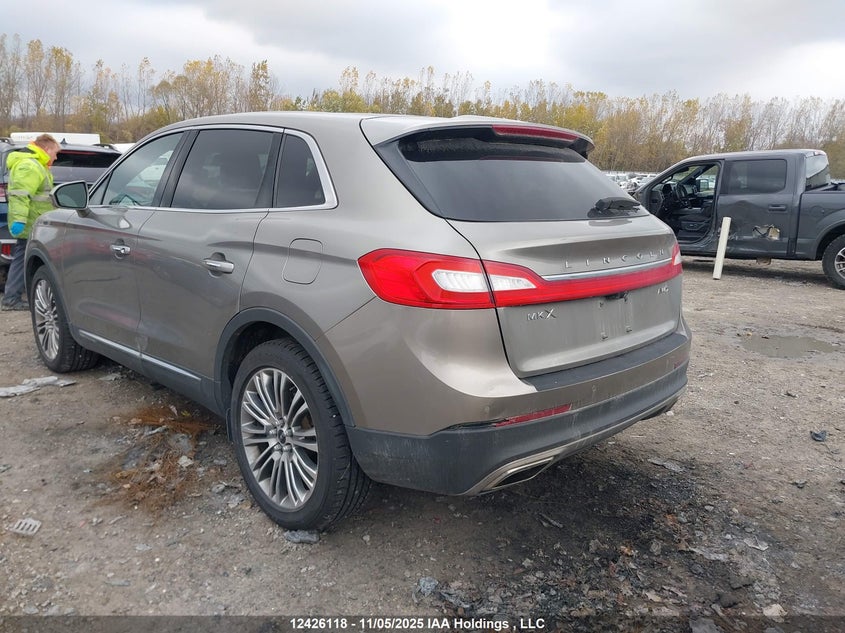 2LMTJ8LR2GBL57658 2016 LINCOLN MKX photo no. 3