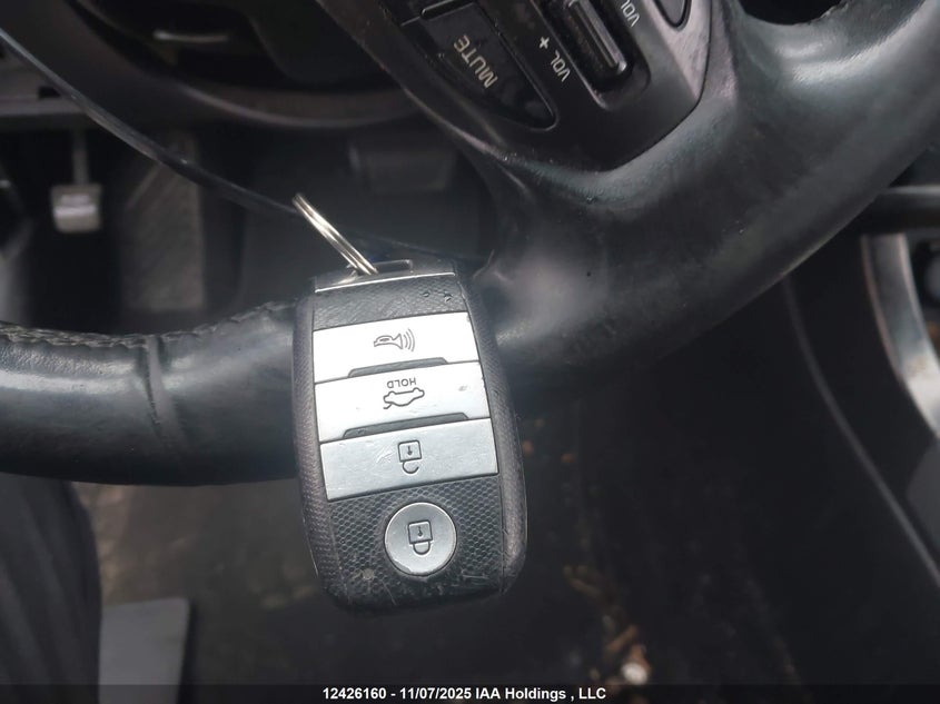 KNAGN4AD3G5096290 2016 KIA OPTIMA photo no. 11