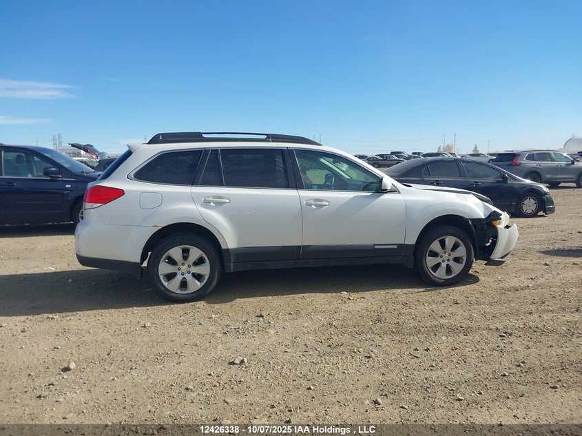 2011 Subaru Outback 2.5I Premium VIN: 4S4BRGBCXB3351185 Lot: 12426338